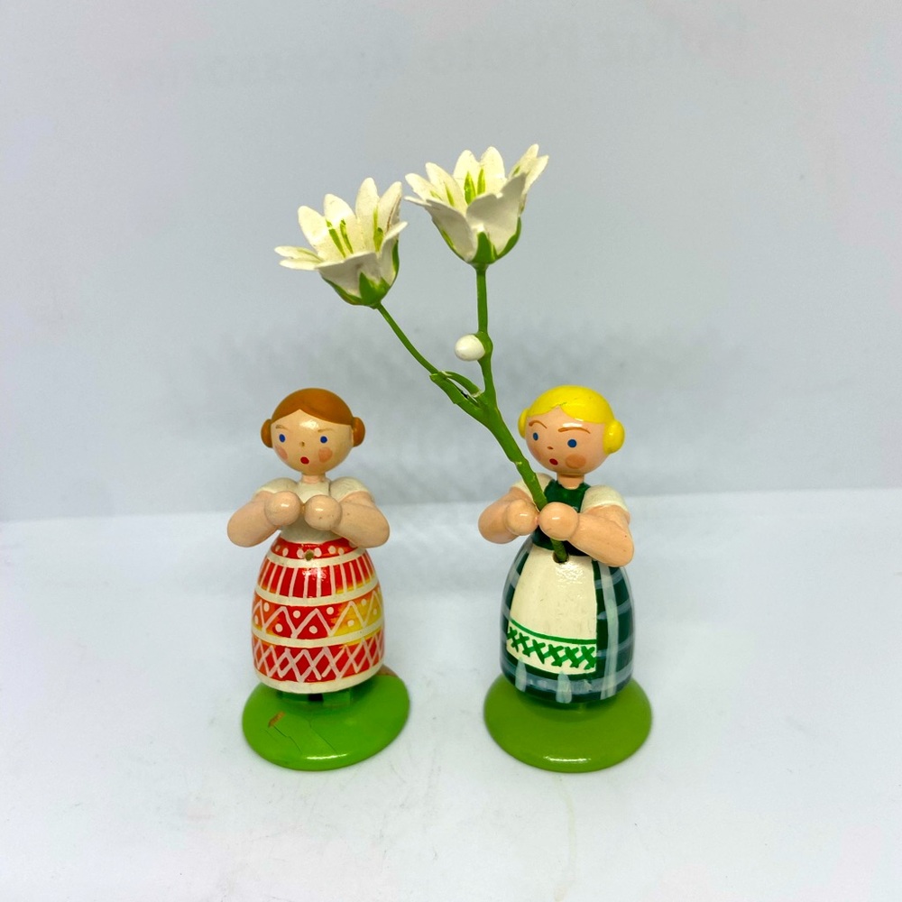 Vintage Erzgebirge Children Blumenkinder Flower Girl Figurines Weha Kunst German